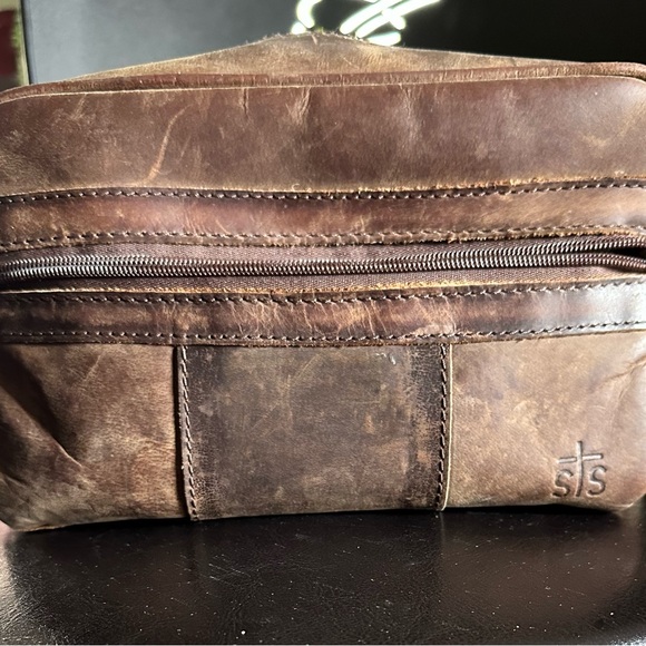 STS Ranchwear Other - STS RANCHWEAR FOREMAN BROWN LEATHER SHAVE KIT